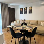 Kalpazo Mosaic Apartamento Tirana