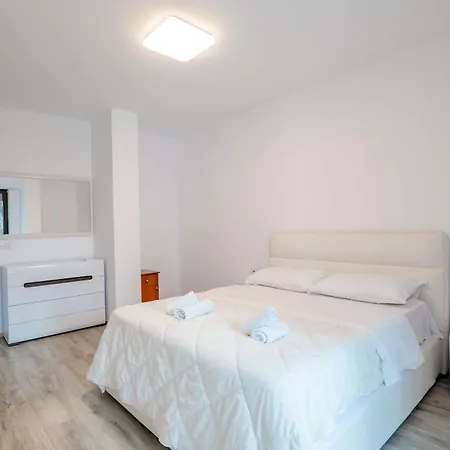 Kalpazo Mosaic Appartement Tirana
