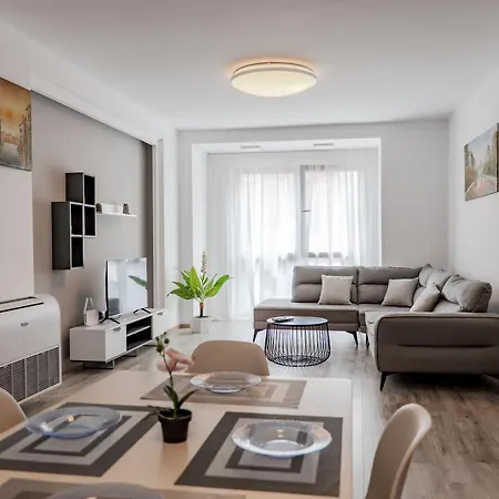 Kalpazo Mosaic Apartment